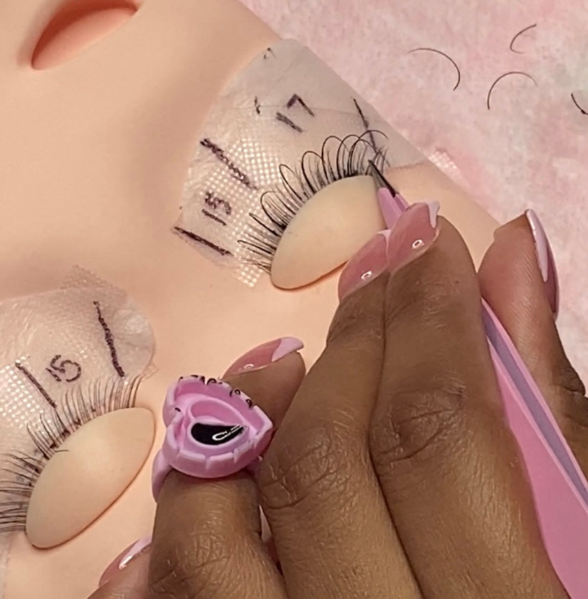 1 on 1 Beginner CLASSIC ONLY lash Training ($375)(1 DAY CLASS)